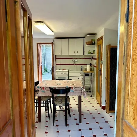 Cozy Chalet With Mountain Views In Ussin, Valtourneche, Parking Dağ evi Chamois