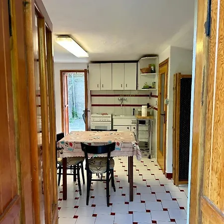 Cozy Chalet With Mountain Views In Ussin, Valtourneche, Parking 木屋 沙穆瓦